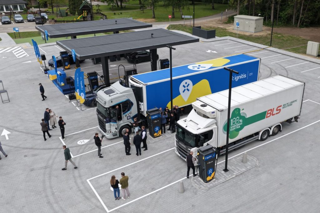 Ignitis EV charging station lighting: adaptive control